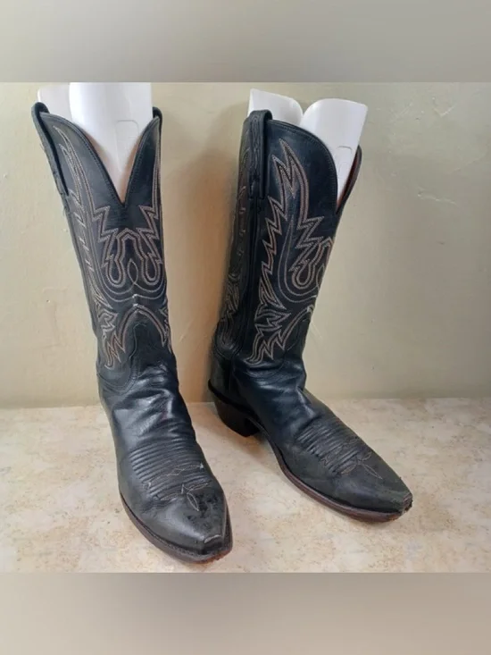 Vintage Dan Post Ostrich Leather Black Cowboy Boots, Size Men's 8.1/2 Pull-On - Picture 2 of 16